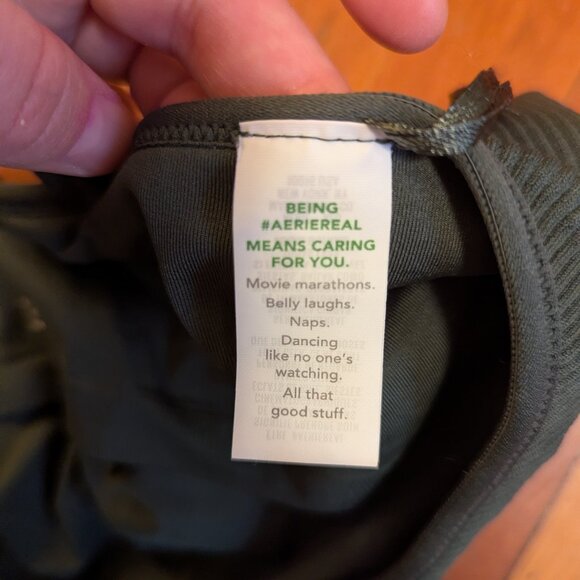 American Eagle Aerie Green One Shoulder Crop Top - Picture 5 of 7